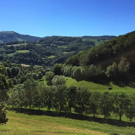 Guest house Domaine De La Jordanne - *