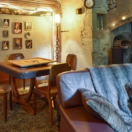 Guest house Domaine De La Jordanne - *